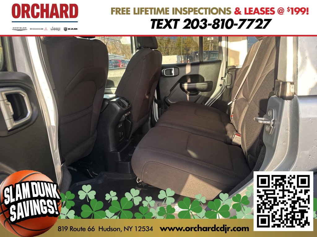 Used 2023 Jeep Wrangler Unlimited w/ Sun & Screen Package image 18