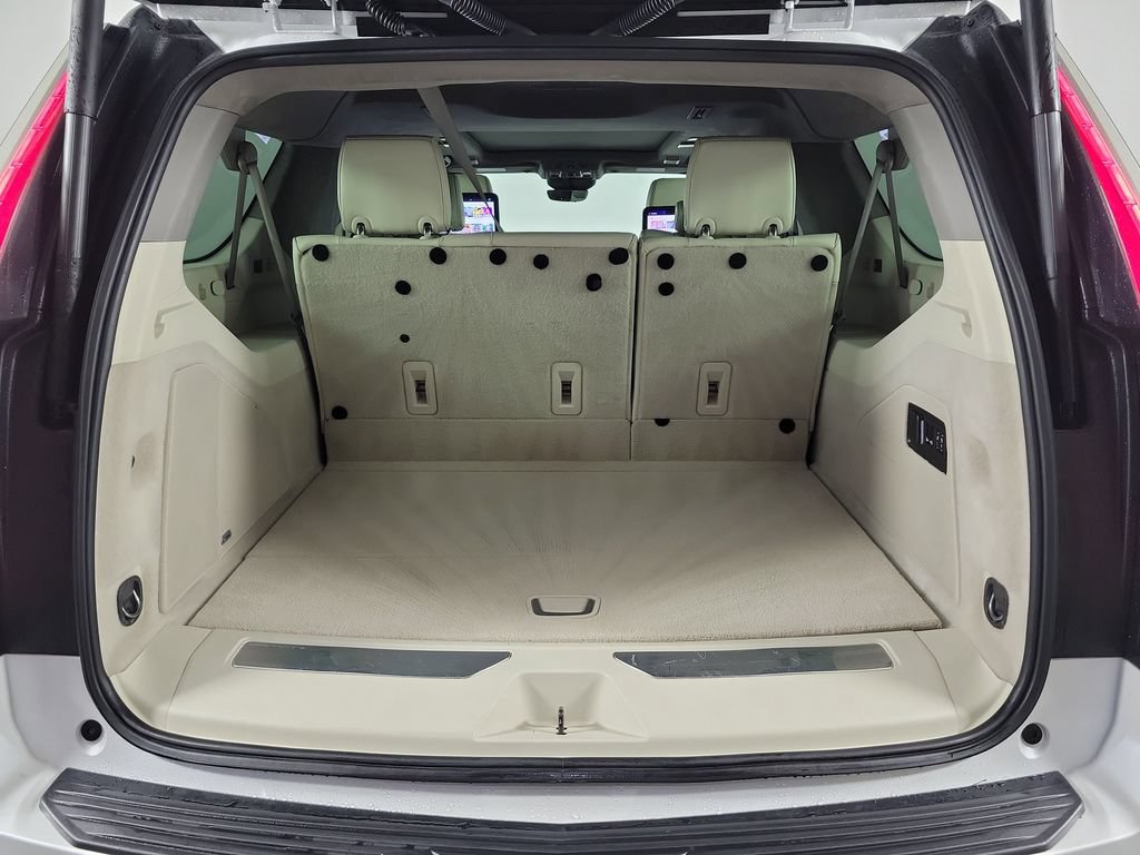 Used 2024 Cadillac Escalade ESV Sport Platinum w/ LPO, Floor Liner Package AWD/4WD image 8
