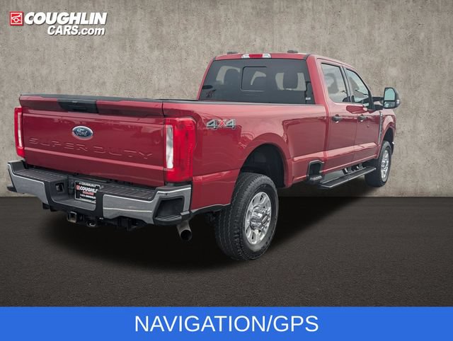Used 2024 Ford F350 XLT AWD/4WD image 8