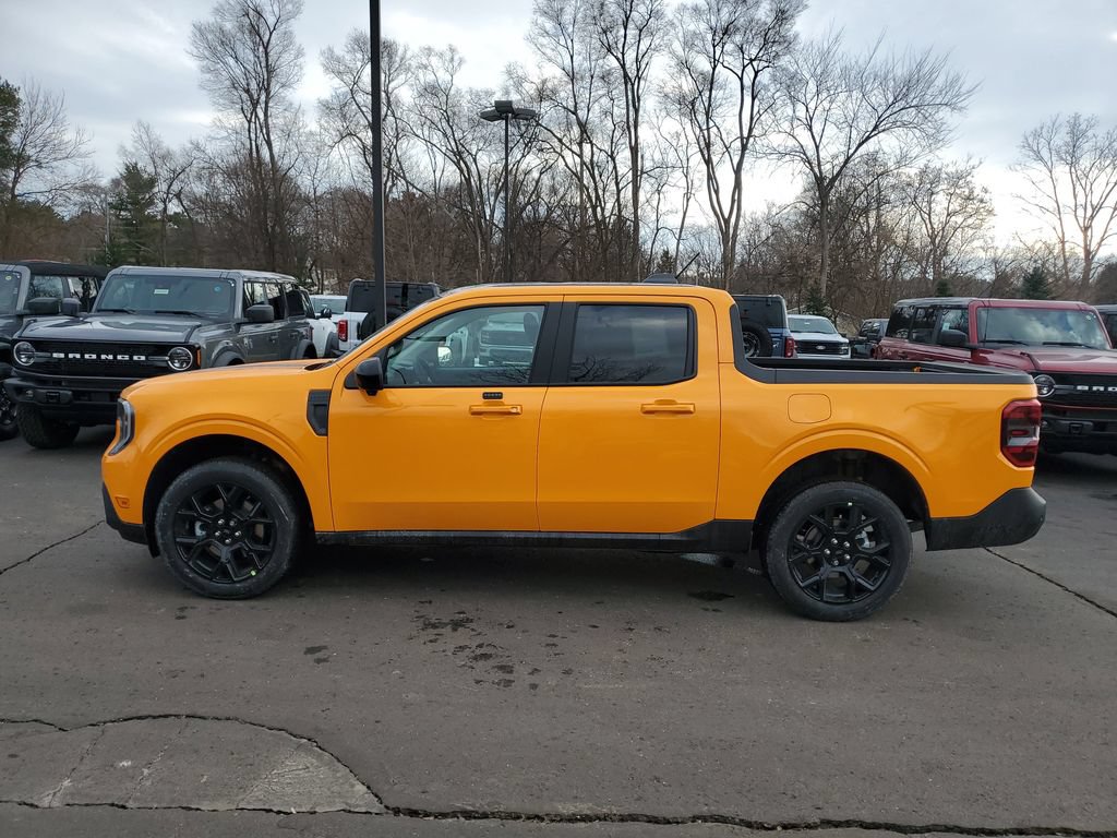 New 2026 Ford Maverick Lariat w/ Black Appearance Package AWD/4WD image 37