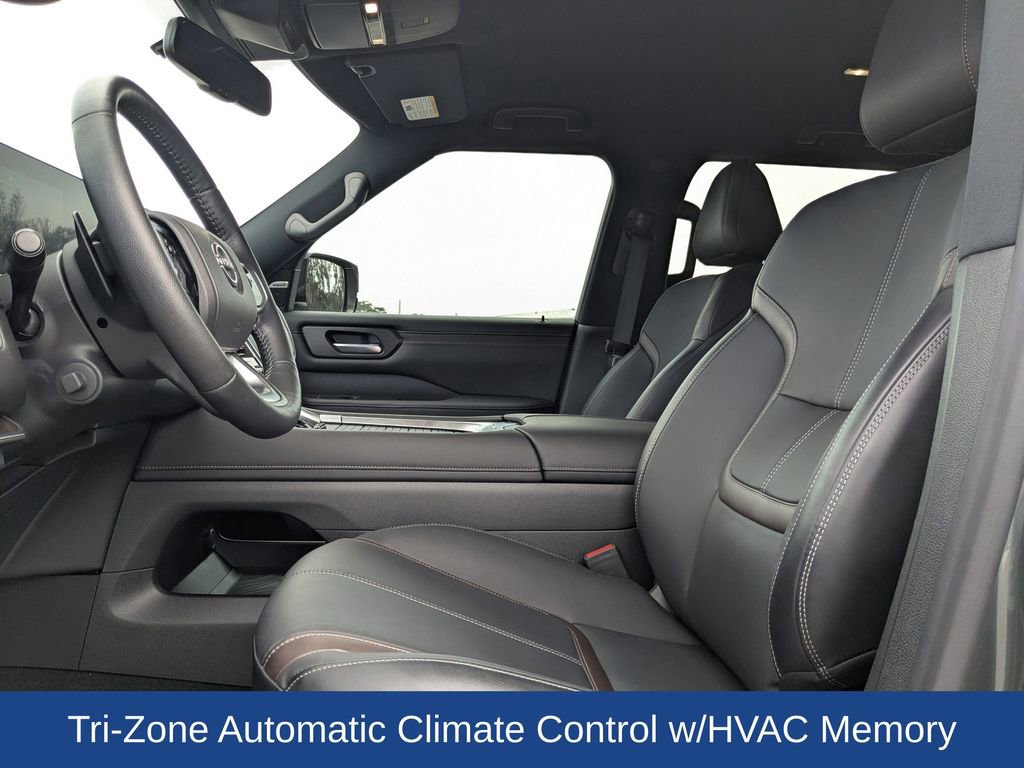 Used 2025 Nissan Armada SL image 14