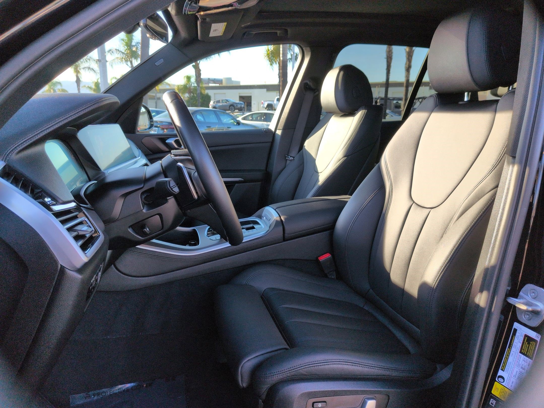 Used 2022 BMW X5 xDrive40i w/ Premium Package AWD/4WD image 16