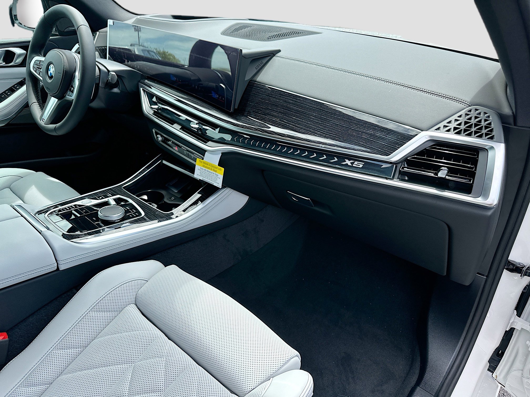 New 2026 BMW X5 sDrive40i w/ M Sport Package image 24