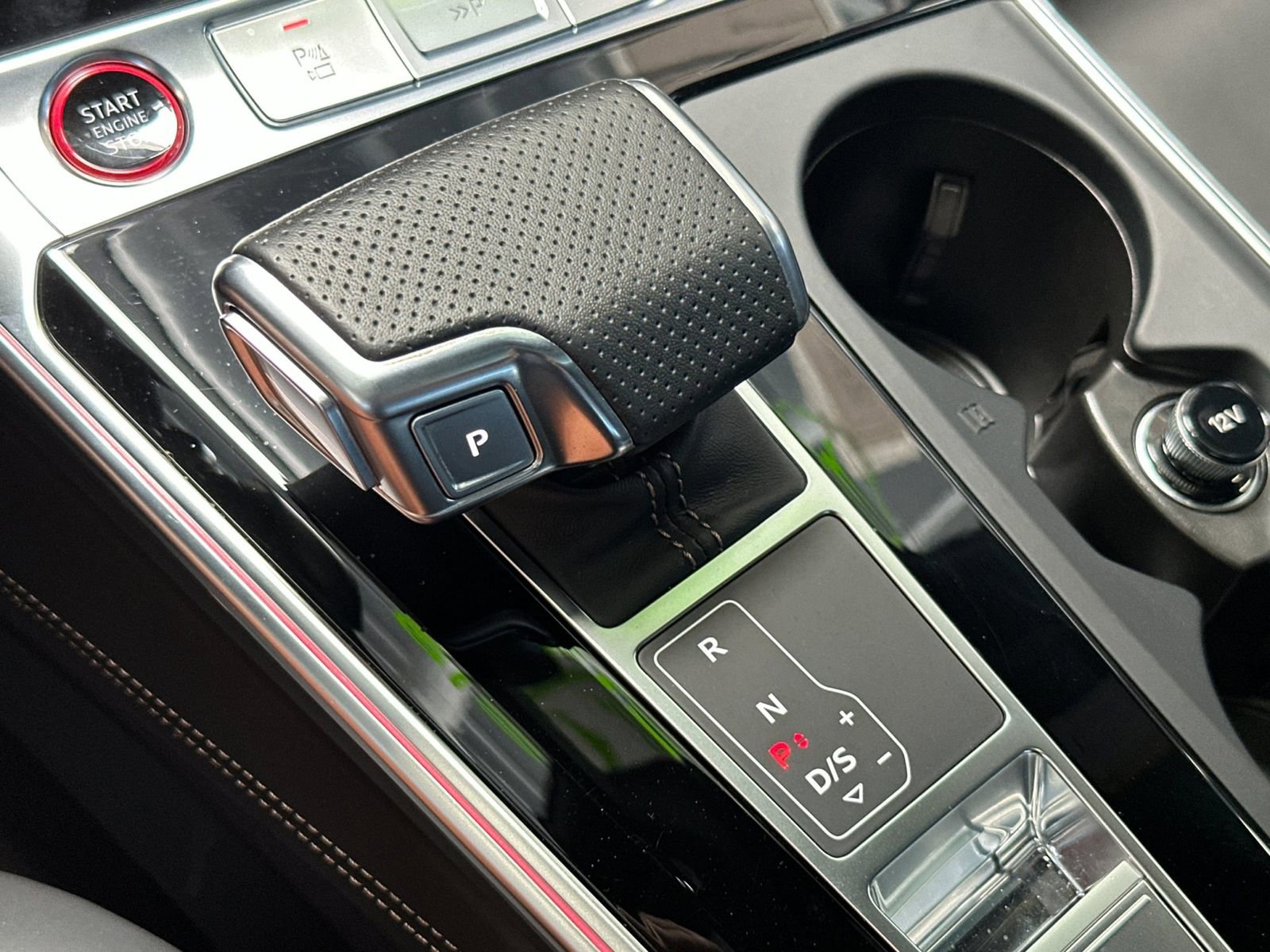 Used 2024 Audi RS 7 Performance w/ Bronze Edition AWD/4WD image 24
