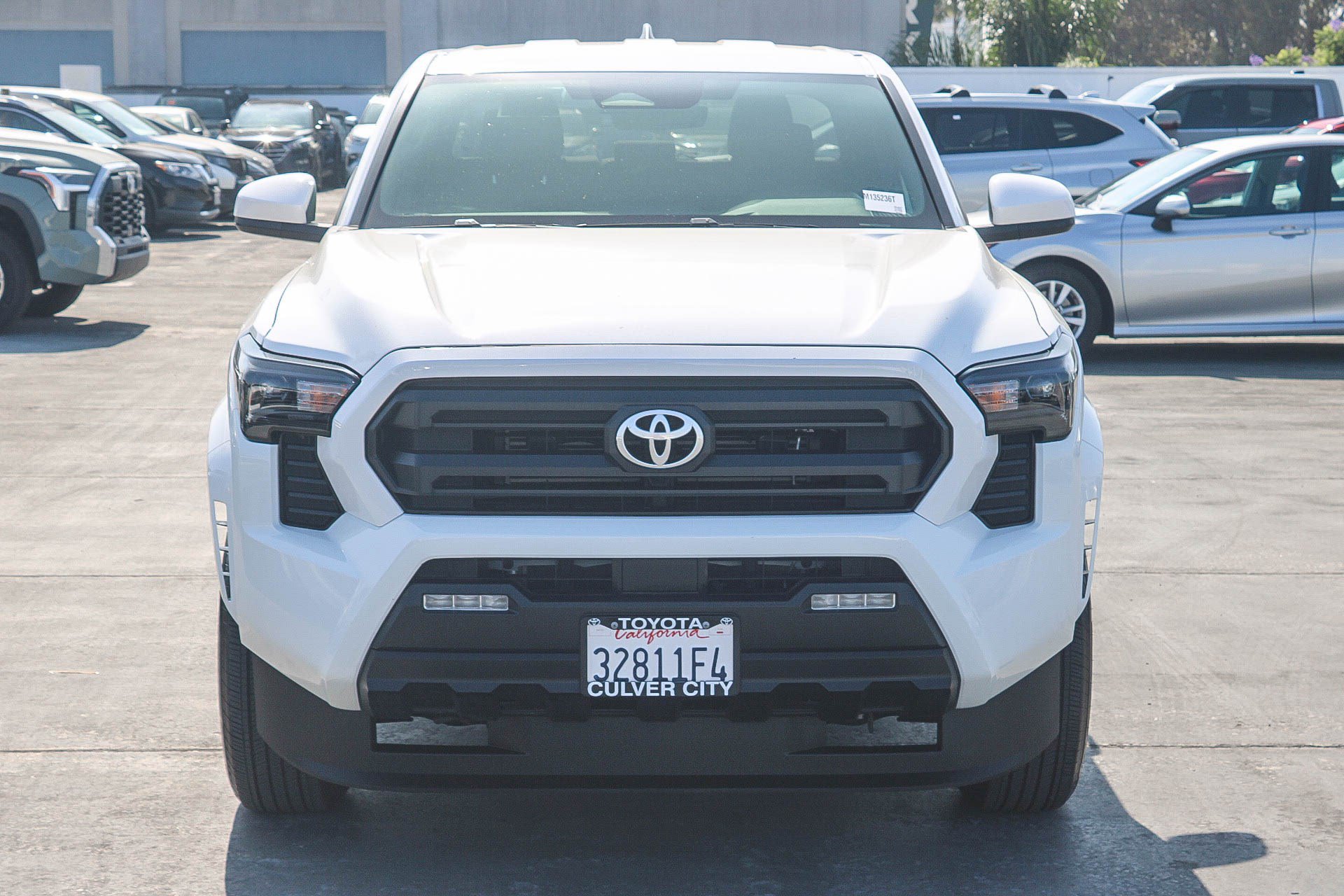 Certified 2025 Toyota Tacoma SR5 AWD/4WD image 2