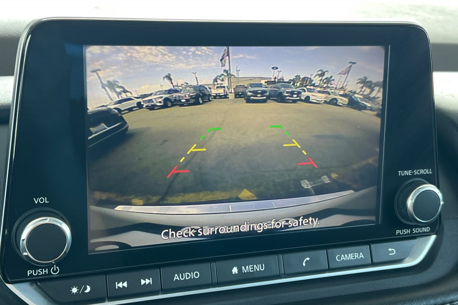 Used 2023 Nissan Rogue SV w/ SV Premium B Package image 21