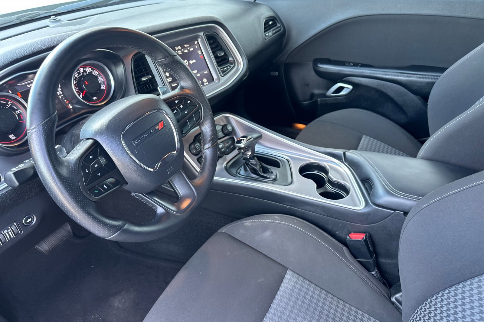 Used 2021 Dodge Challenger GT w/ Driver Convenience Group image 11