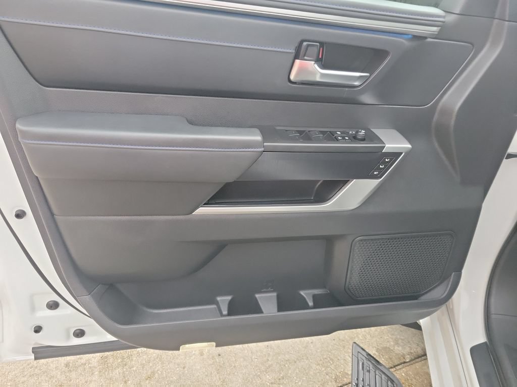 Certified 2024 Toyota Sequoia Platinum AWD/4WD image 12