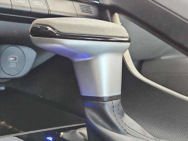 Used 2024 Hyundai Elantra SEL FWD image 10