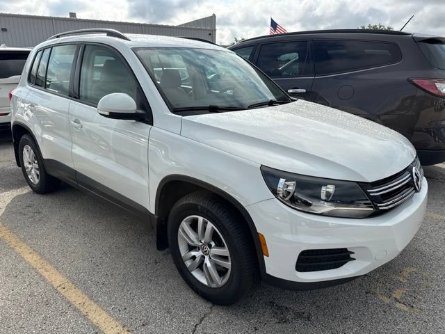 Used 2017 Volkswagen Tiguan S FWD image 6