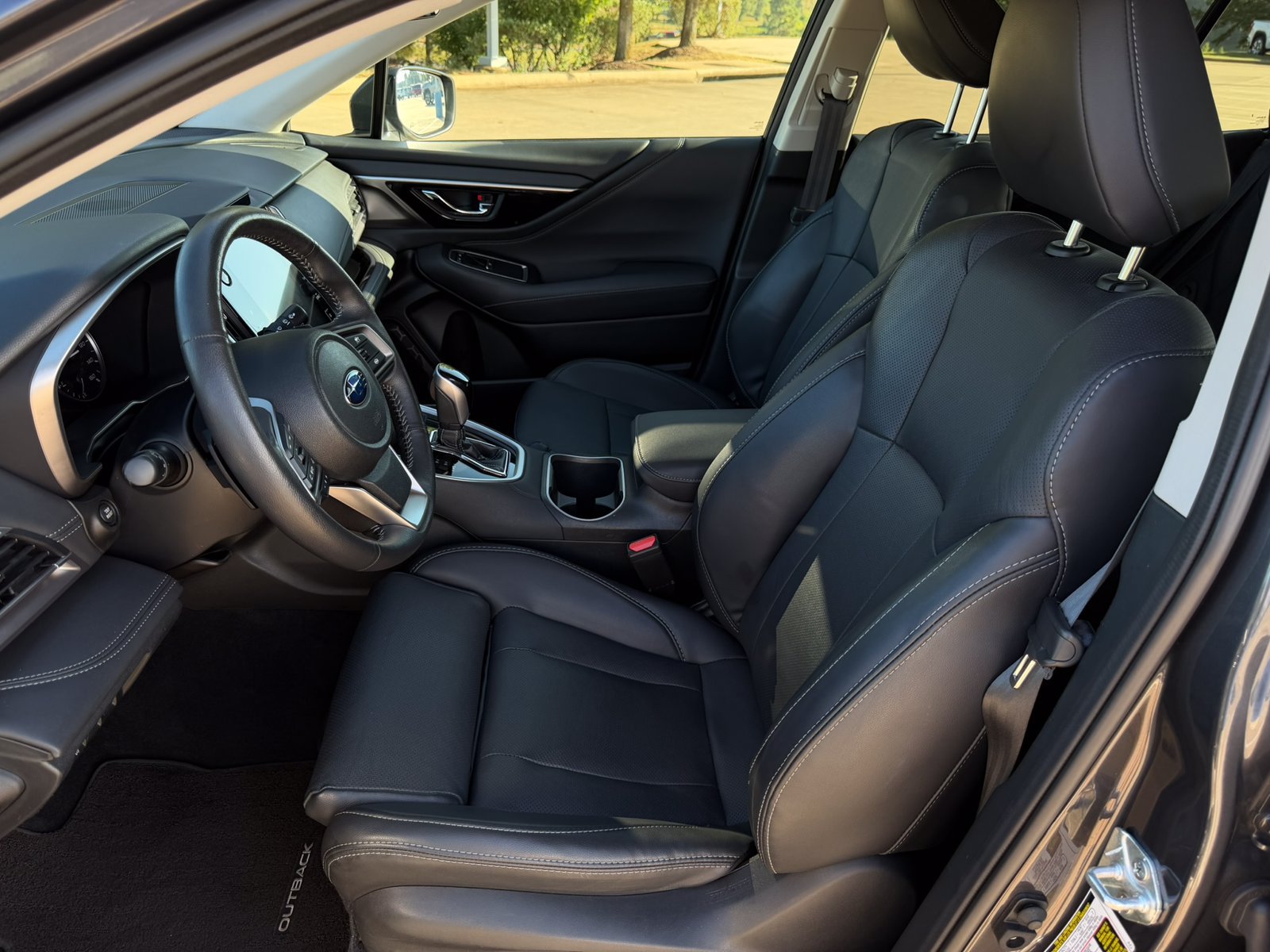 Used 2024 Subaru Outback Limited AWD/4WD image 10