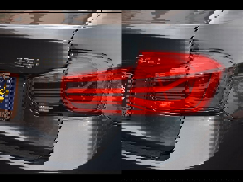 Used 2016 BMW 320i Sedan w/ Sport Package image 51