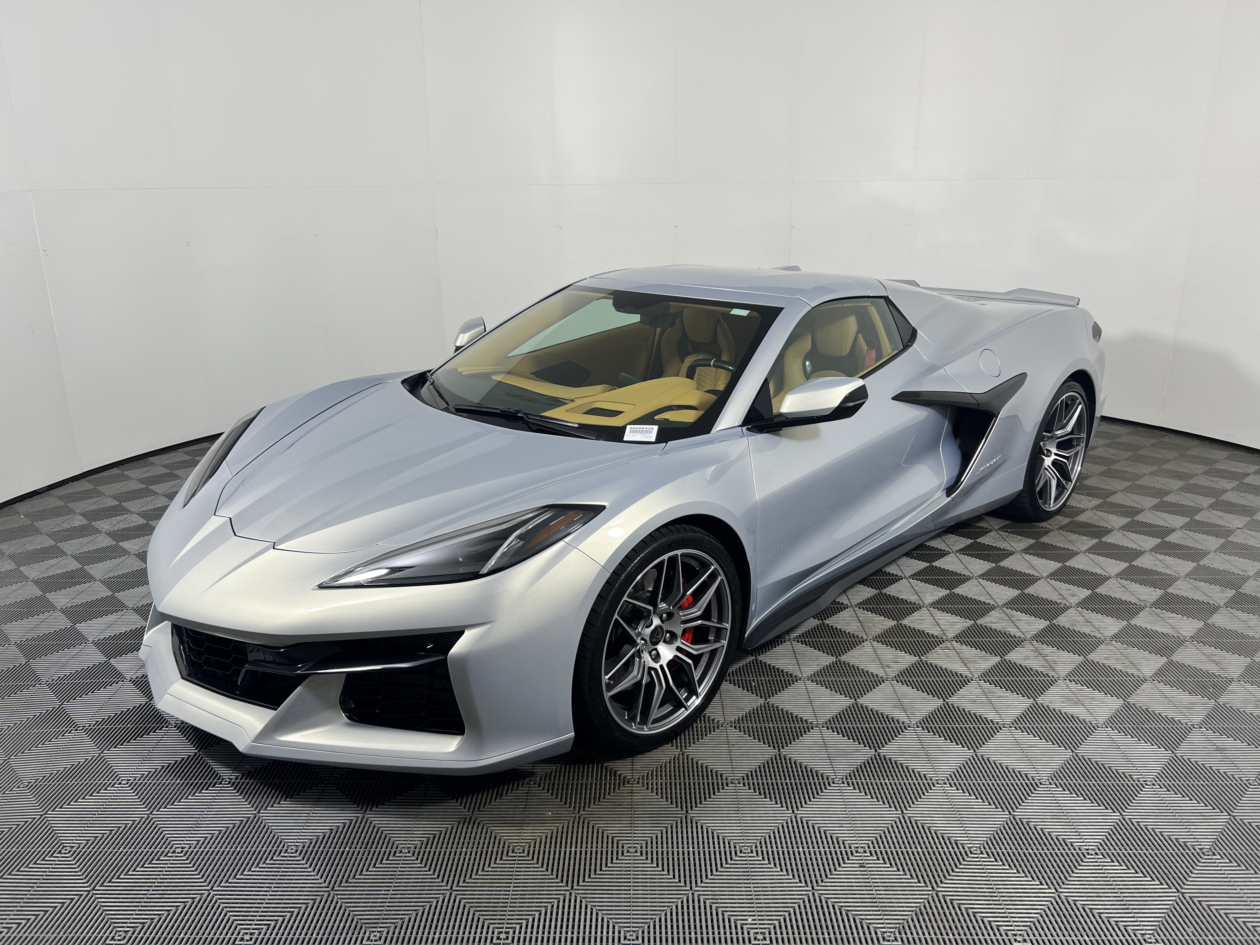 Used 2023 Chevrolet Corvette Z06 w/ Stealth Interior Trim Package RWD image 9