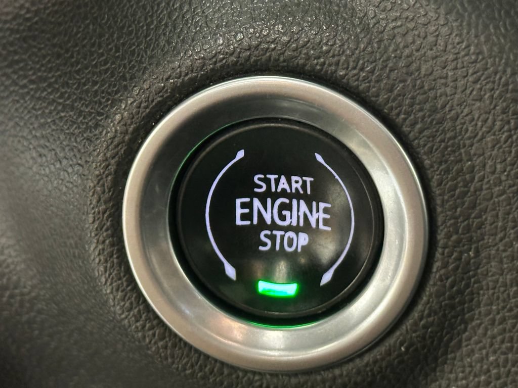 Used 2020 GMC Sierra 1500 SLT w/ SLT Premium Plus Package AWD/4WD image 33