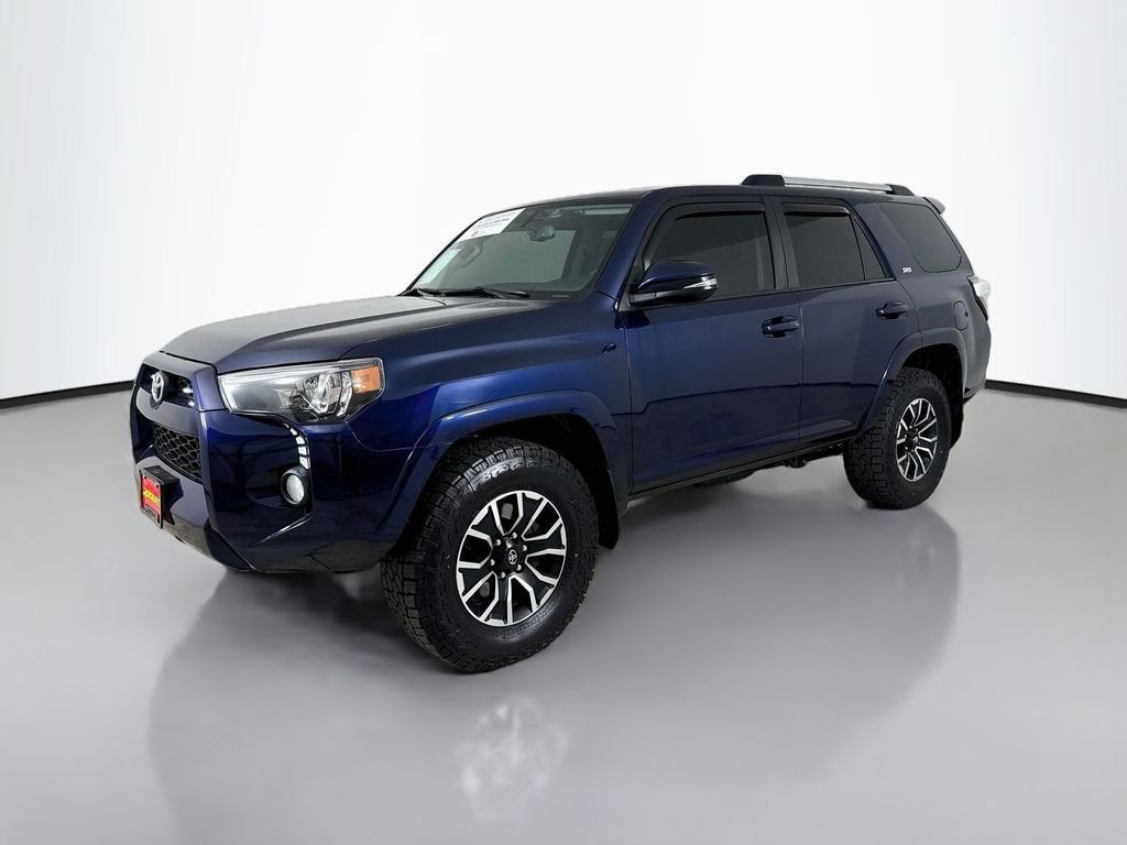 Certified 2019 Toyota 4Runner SR5 Premium AWD/4WD image 3