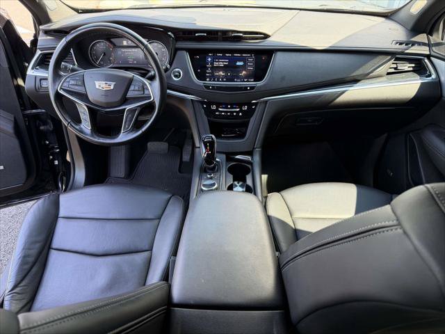 Used 2023 Cadillac XT5 Premium Luxury AWD/4WD image 16
