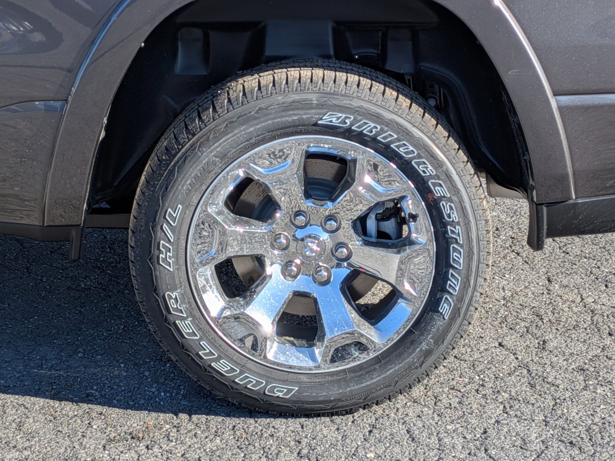 New 2026 RAM 1500 4x4 Crew Cab image 9