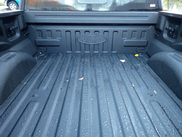 Used 2016 Ford F150 Lariat image 4