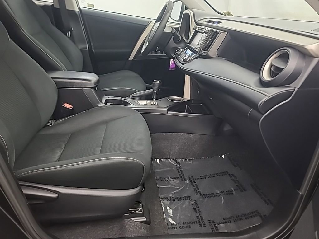 Used 2015 Toyota RAV4 XLE image 15