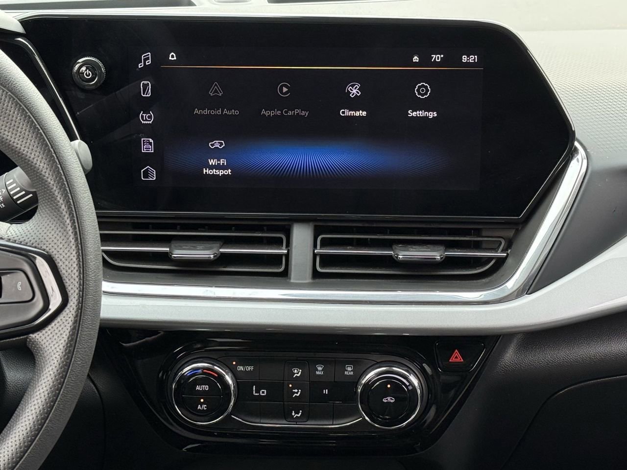 Certified 2024 Chevrolet Trax LT image 16