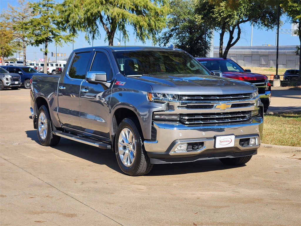Used 2020 Chevrolet Silverado 1500 LTZ w/ LTZ Premium Package image 3