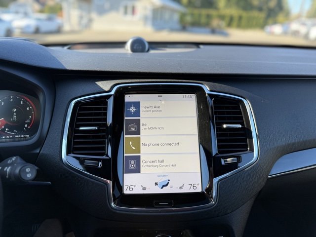 Used 2018 Volvo XC90 T6 Momentum w/ Convenience Package image 18