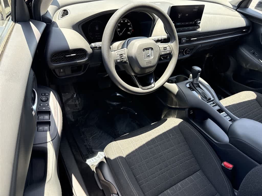 Certified 2023 Honda HR-V LX image 16