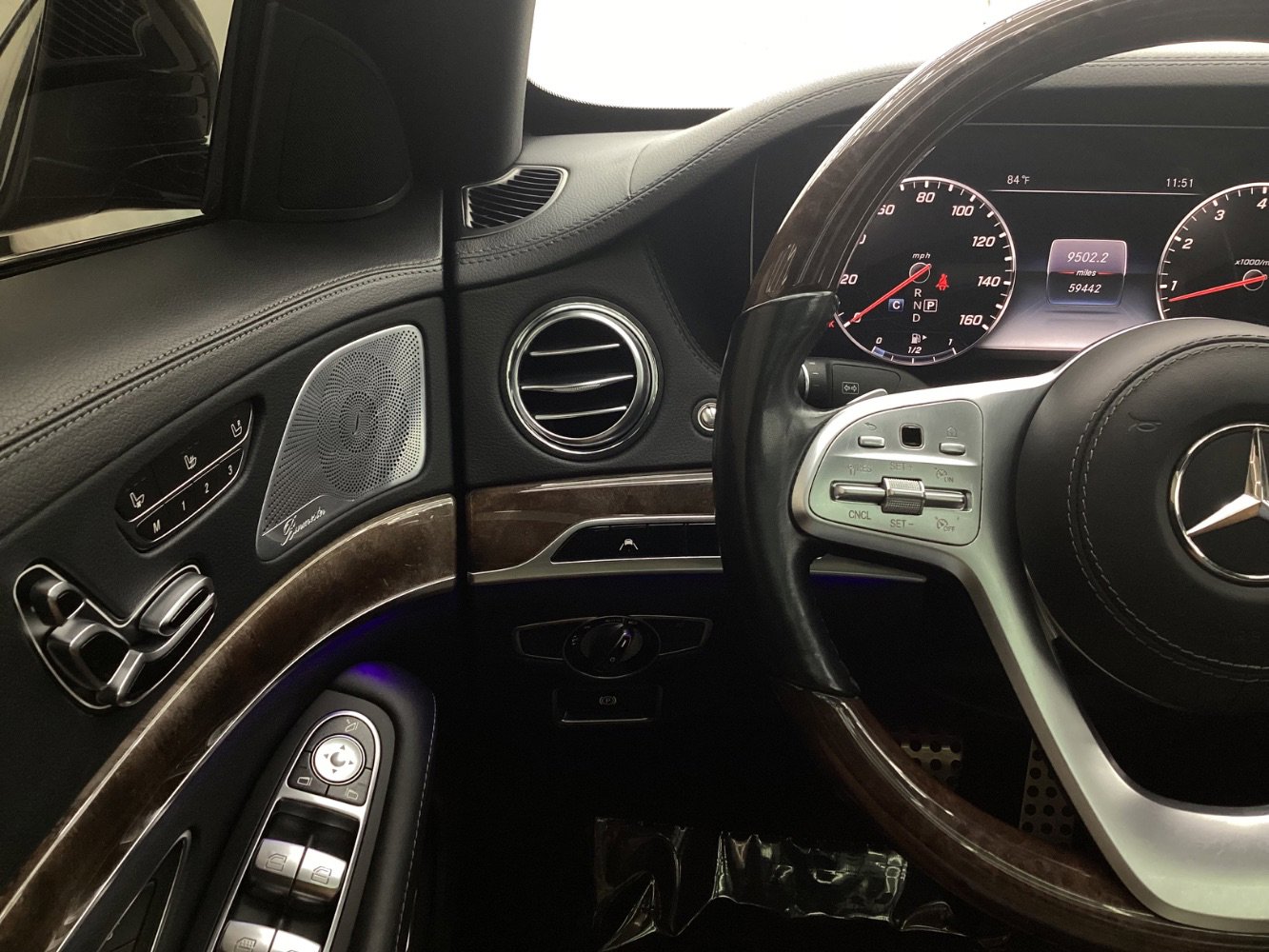 Used 2018 Mercedes-Benz S 560 4MATIC Sedan image 31