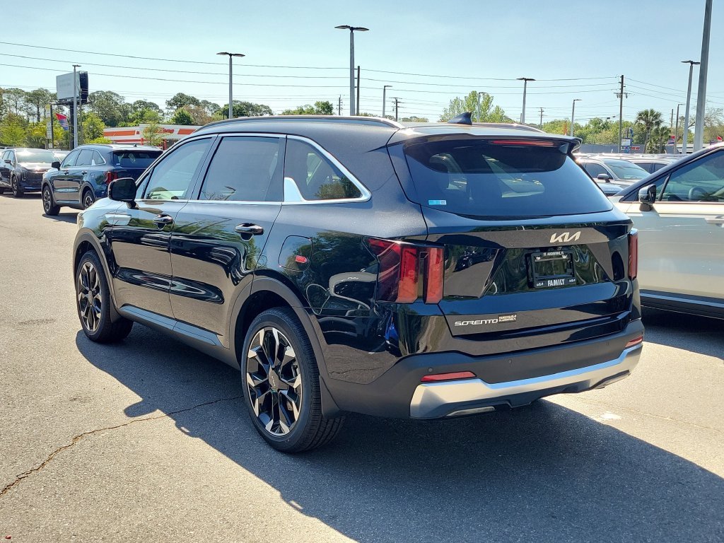 New 2026 Kia Sorento EX w/ EX Premium Package FWD image 4