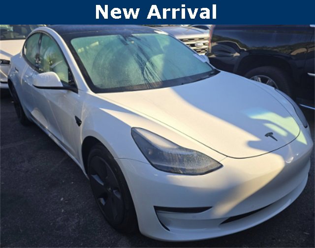 Used 2022 Tesla Model 3 Standard Range video 1