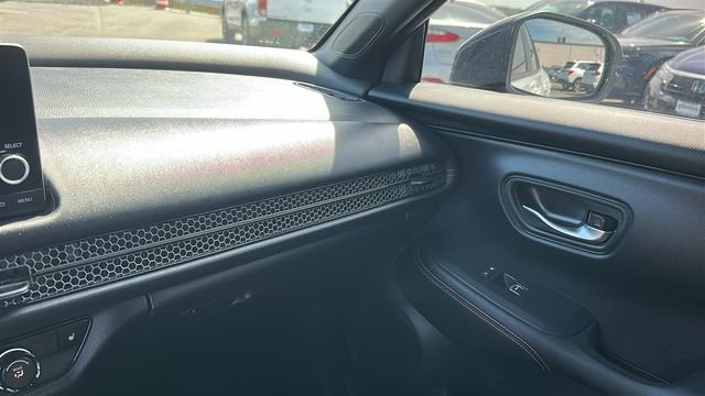 Used 2023 Honda HR-V Sport image 19