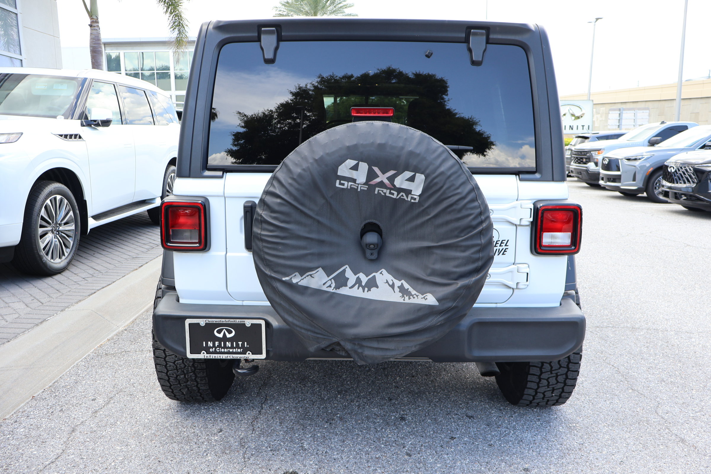 Used 2021 Jeep Wrangler Unlimited Sport AWD/4WD image 5
