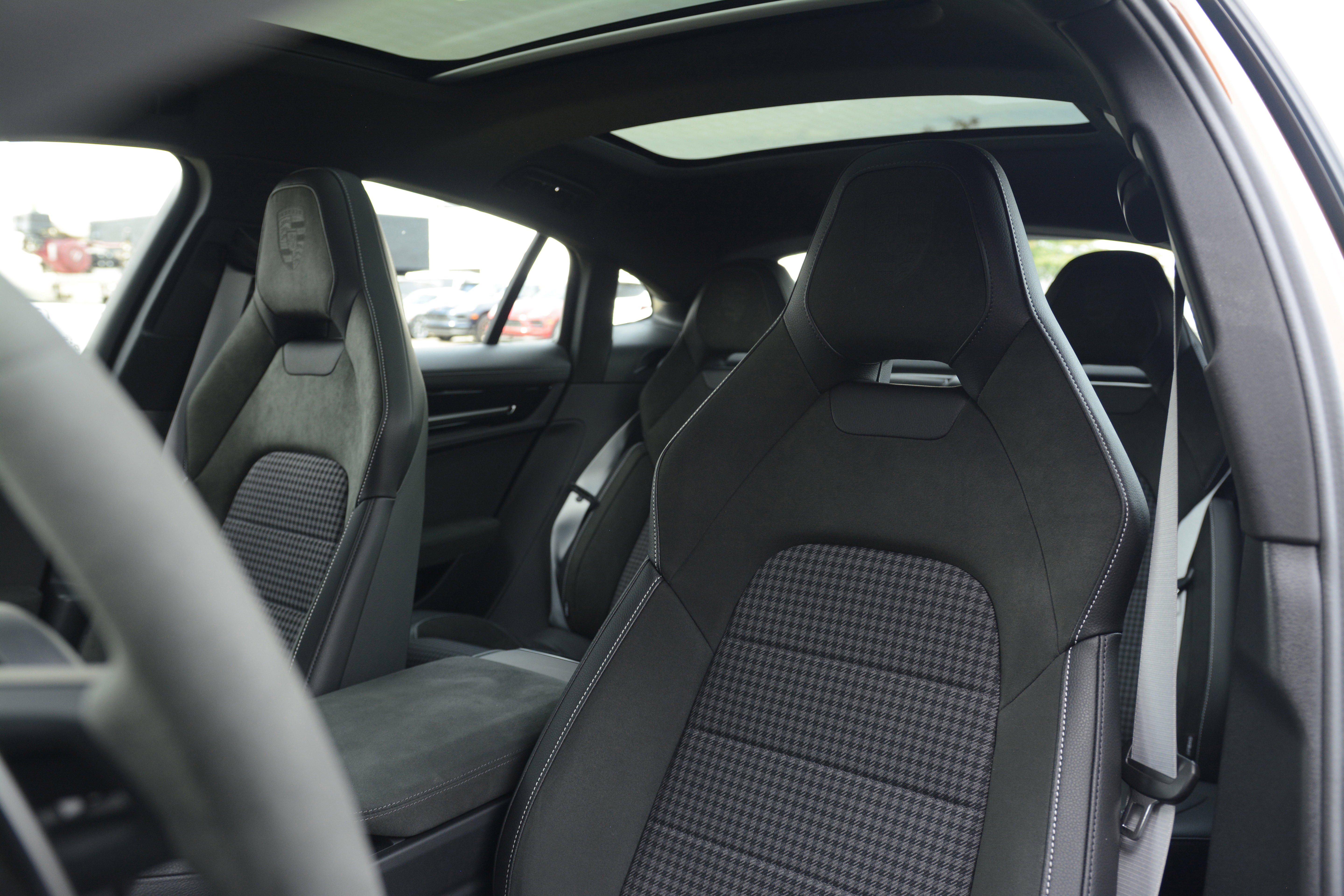 Certified 2025 Porsche Panamera 4 AWD/4WD image 16