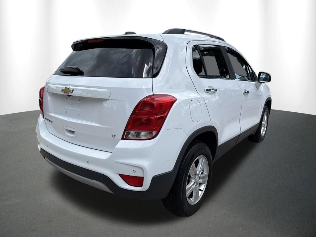 Used 2020 Chevrolet Trax LT w/ Driver Confidence Package AWD/4WD image 15