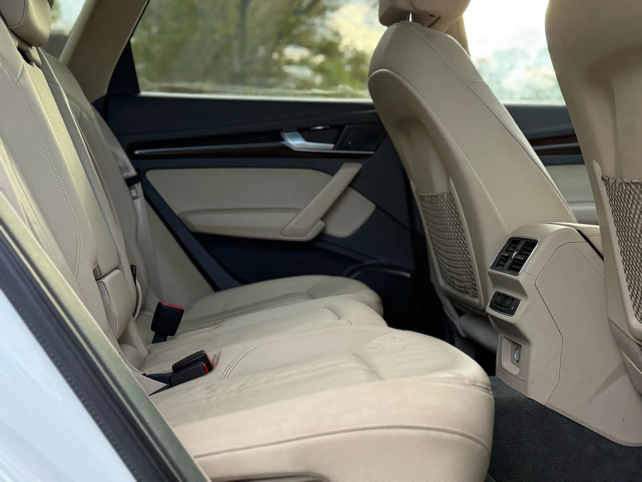 Used 2018 Audi Q5 2.0T Premium Plus w/ Premium Plus Package image 29