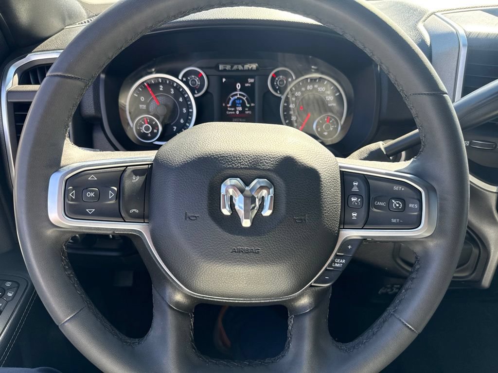 Certified 2025 RAM 2500 Big Horn AWD/4WD image 20