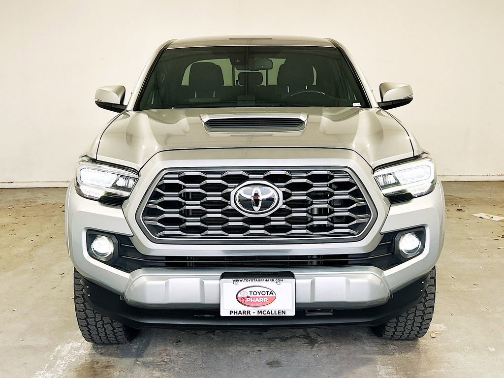 Used 2023 Toyota Tacoma TRD Sport AWD/4WD image 2