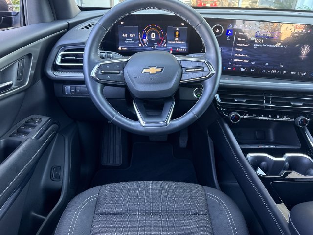 Used 2026 Chevrolet Traverse LT FWD image 14