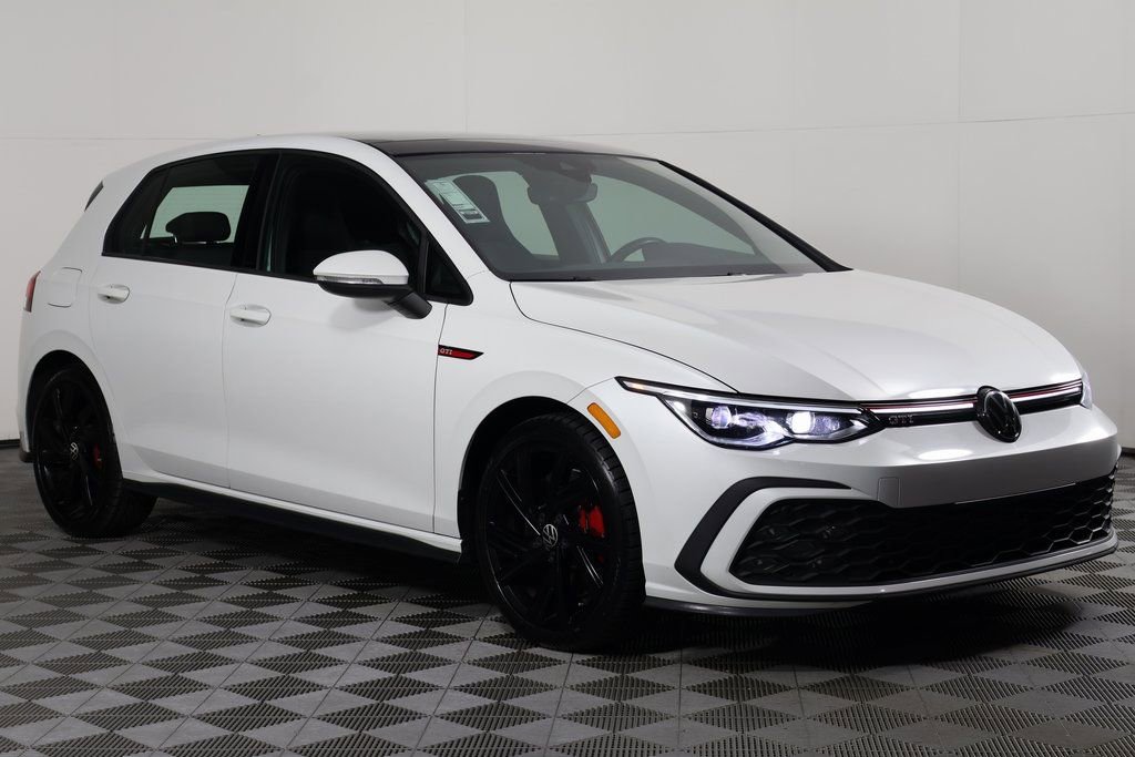 Used 2023 Volkswagen GTI SE image 3