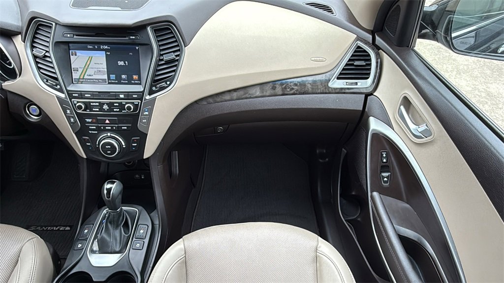 Used 2017 Hyundai Santa Fe Sport w/ 2.4L Tech Package 04 image 31