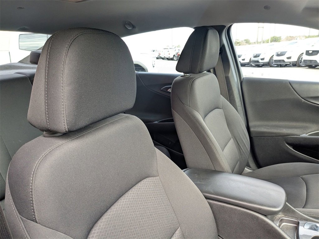 Used 2019 Chevrolet Malibu RS image 26