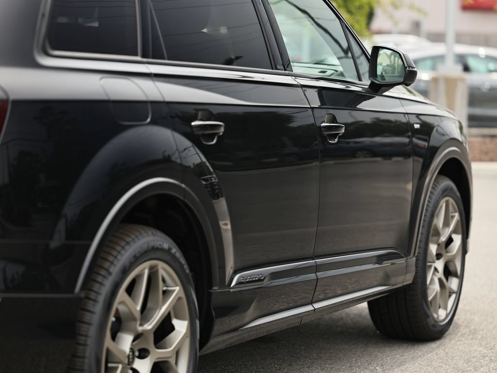 New 2026 Audi Q7 3.0T Prestige AWD/4WD image 8