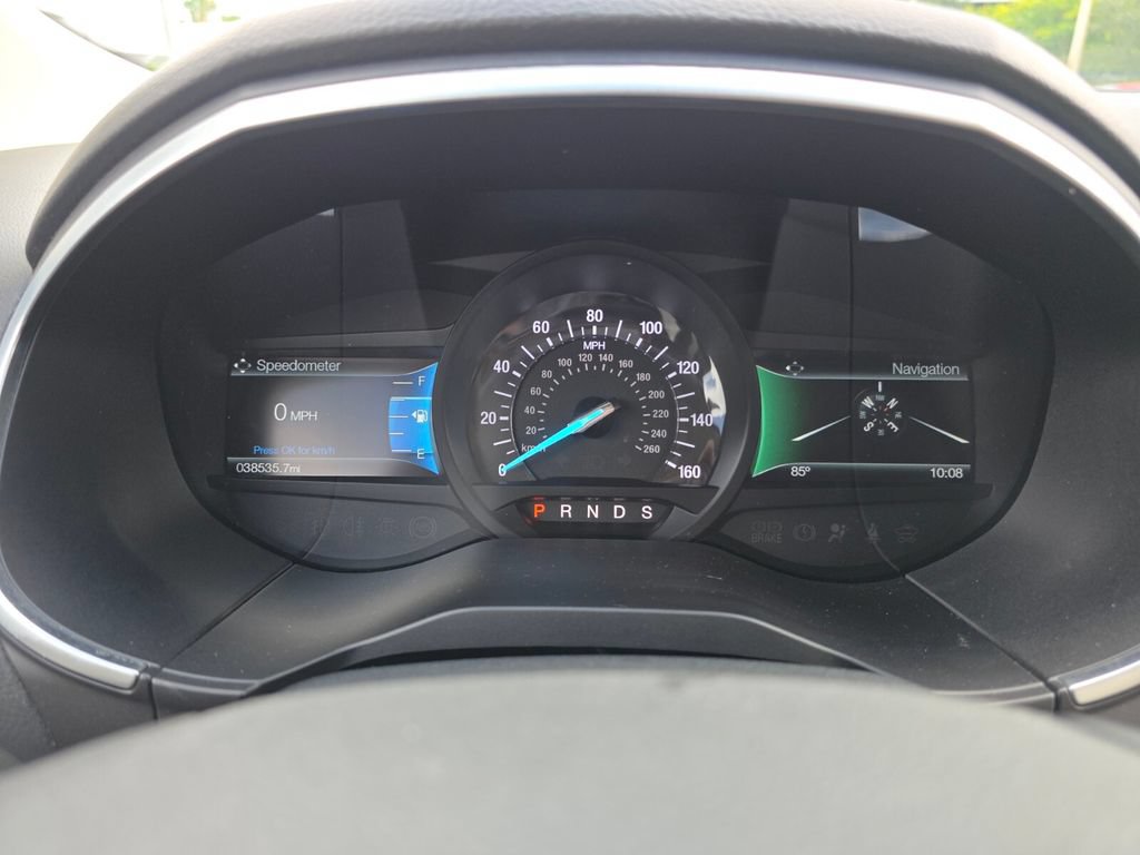 Used 2018 Ford Edge Titanium w/ Technology Package AWD/4WD image 34