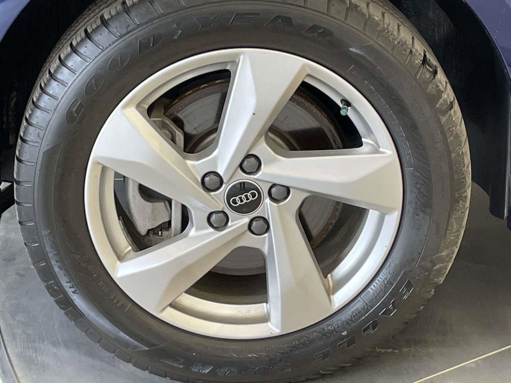 Certified 2022 Audi Q3 2.0T Premium w/ Convenience Package image 11