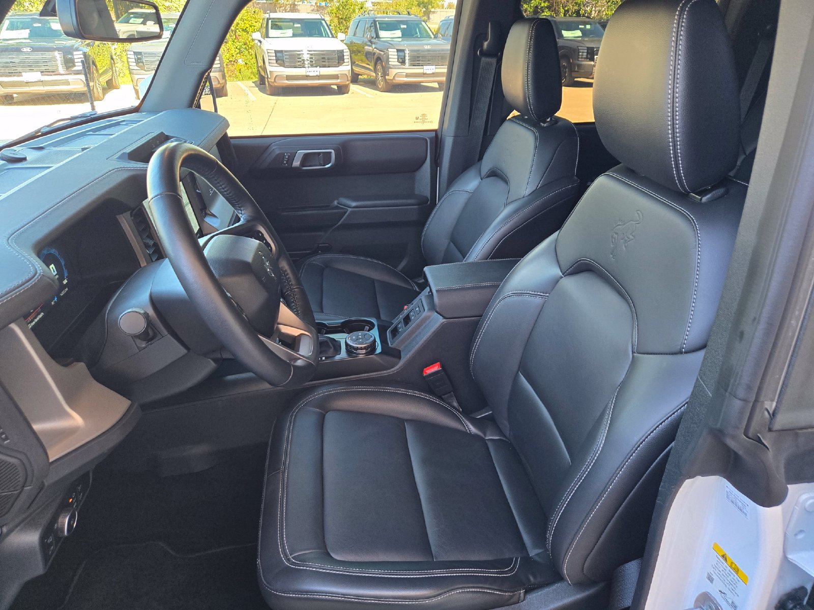 Used 2025 Ford Bronco Outer Banks AWD/4WD image 30
