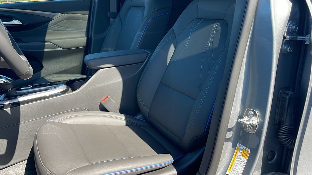 New 2026 Buick Envista Sport Touring w/ Convenience I Package FWD image 11