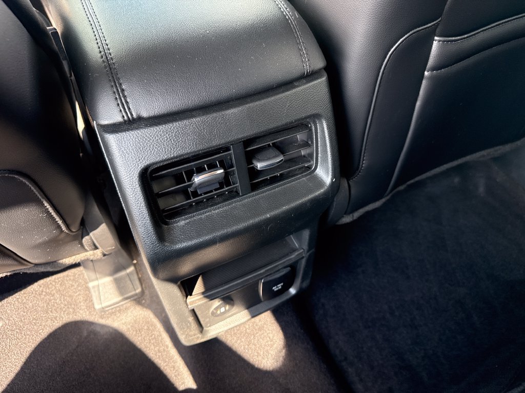 Used 2024 Ford Edge SEL w/ Convenience Package AWD/4WD image 19