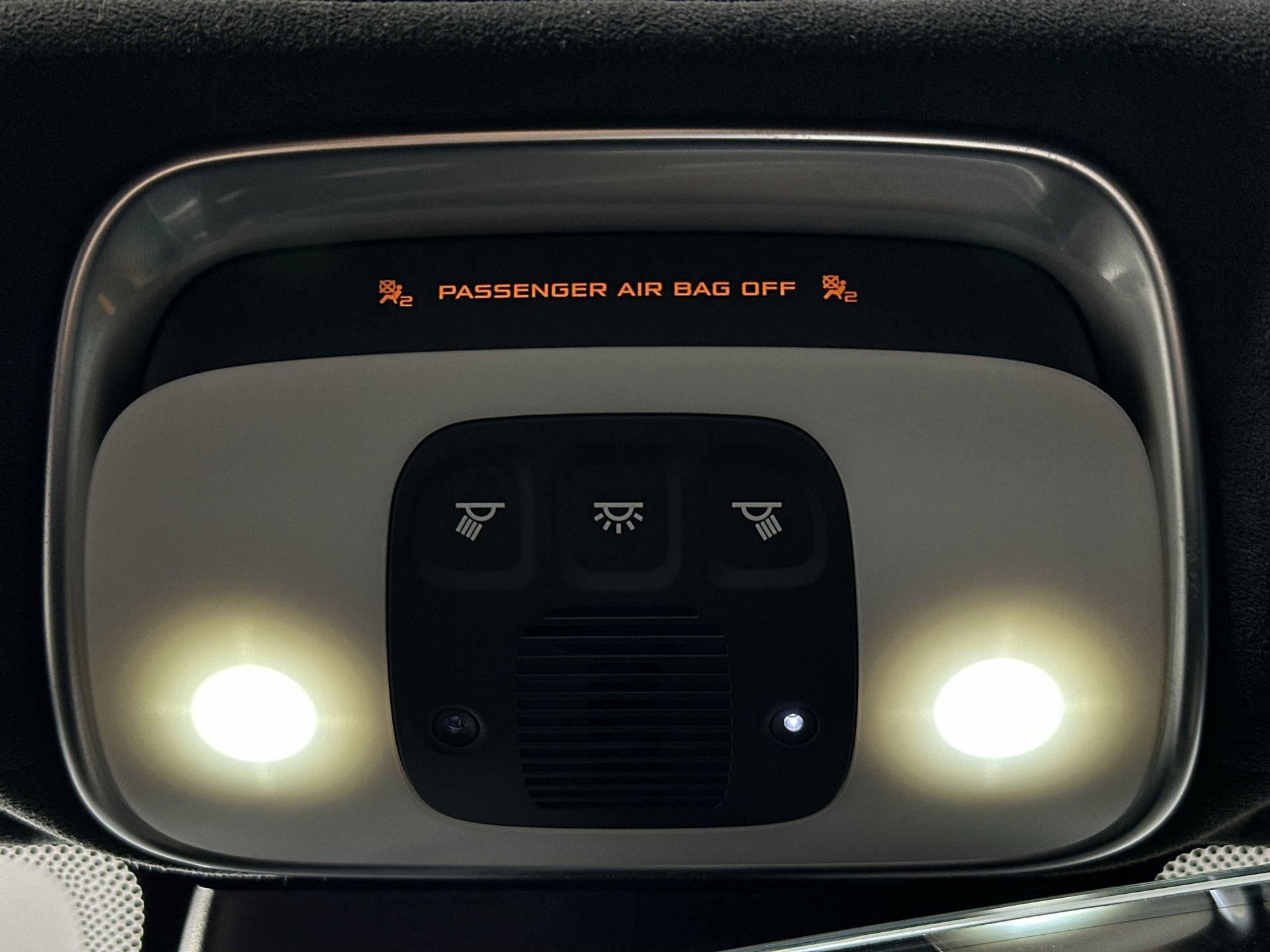 Used 2024 McLaren 750S Spider image 23