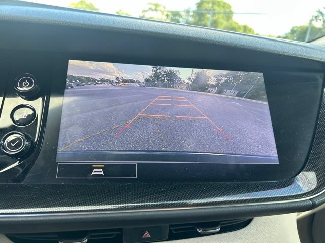 Used 2021 Buick Envision Essence FWD image 10