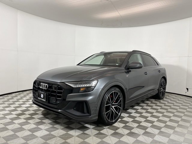 Used 2020 Audi Q8 Prestige w/ Prestige Package image 3